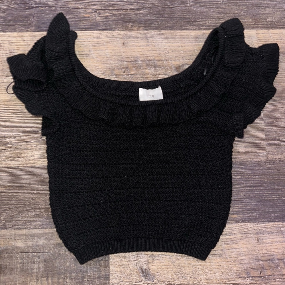 H&M Black Ruffled Women's Sweater
